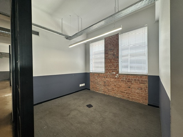 To Let Commercial Property for Rent in Woodstock Western Cape